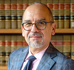 Photo of William  Araiza